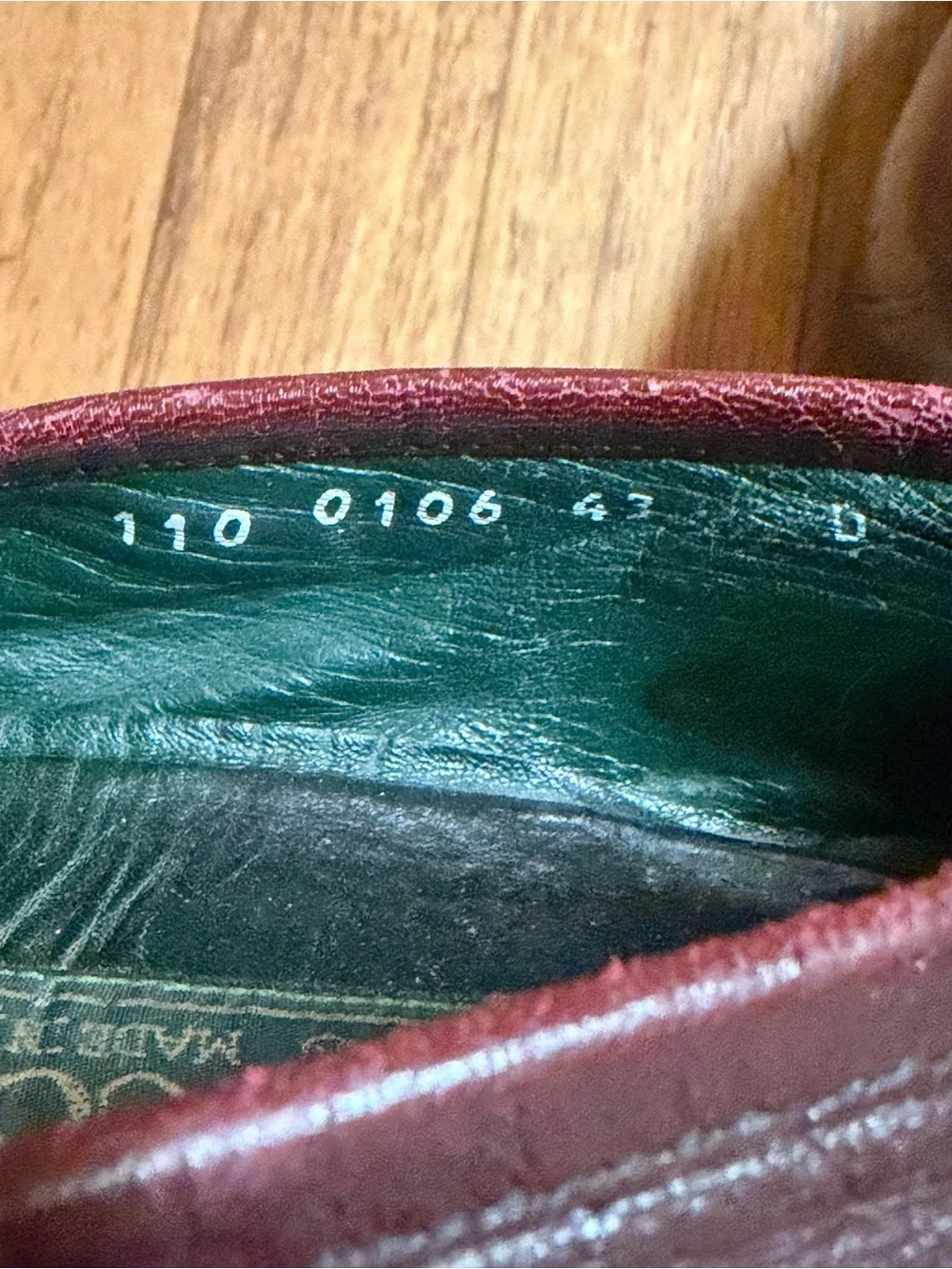 Vintage  Gucci Leather Penny Loafers in Burgundy size 43